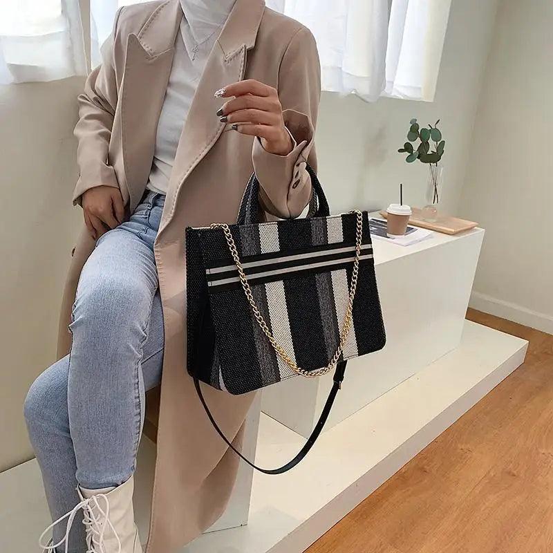 Vintage Style Canvas Handbags Casual Ladies Bags With Large Capacity Shoulder Bags Fashionable Crossbody Bags for Women Stevvex