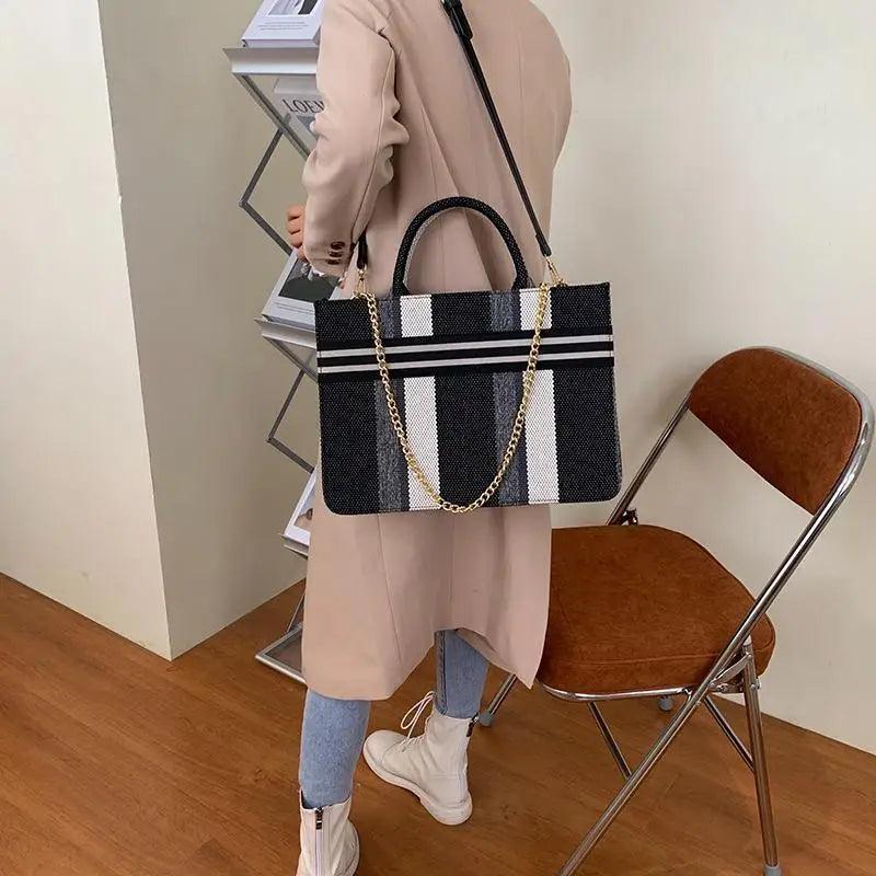 Vintage Style Canvas Handbags Casual Ladies Bags With Large Capacity Shoulder Bags Fashionable Crossbody Bags for Women Stevvex