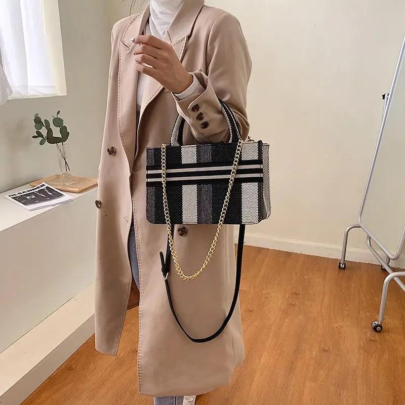 Vintage Style Canvas Handbags Casual Ladies Bags With Large Capacity Shoulder Bags Fashionable Crossbody Bags for Women Stevvex