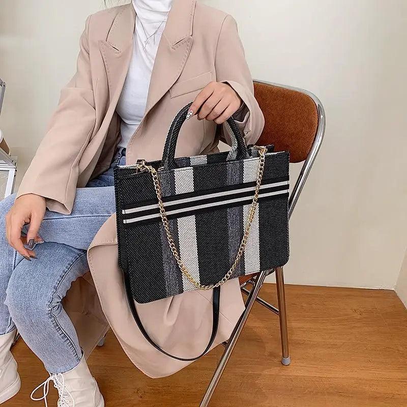 Vintage Style Canvas Handbags Casual Ladies Bags With Large Capacity Shoulder Bags Fashionable Crossbody Bags for Women Stevvex