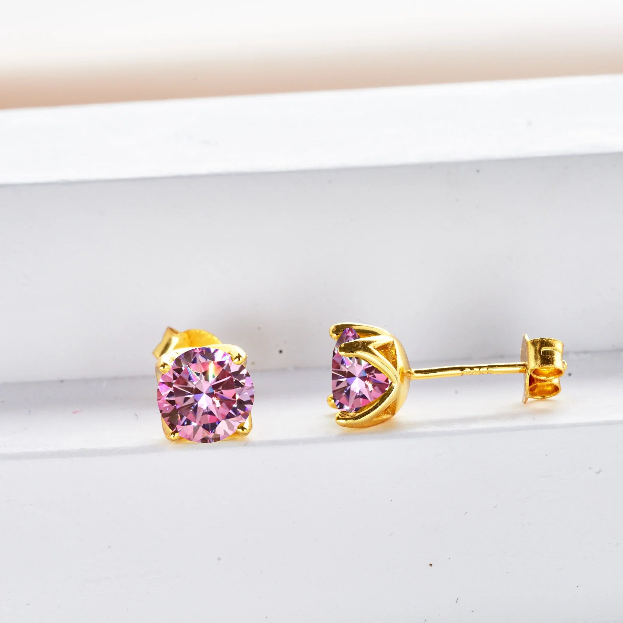 VVS D Moissanite Stud Earrings 925 Sterling Silver 18K Gold Plated Wedding BandsCo Straps