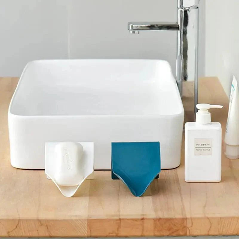 Wall-suction Drain Soap Dish Decorative Drainage Soap Holder Soap Holder Storage Container Home Bathroom Kitchen Accessories Self Adhesive Soap Drain Rack Soap Holder with Hook Wall Mount Soap Dish with Hook Sponge Soap Draining Tray Plate Stevvex