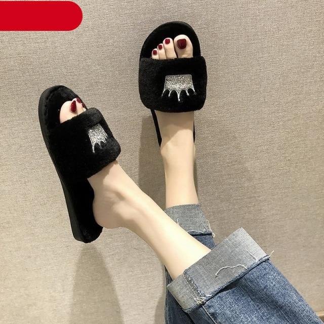Warm Fluffy Slippers Women Faux Fur Slipper Indoor Floor Slides Flat Soft Furry House Shoes Heart Shape Flip Flops Faux Fur Memory Foam Cozy Flat Spa Slide Slippers Comfy Open Toe Design Stevvex