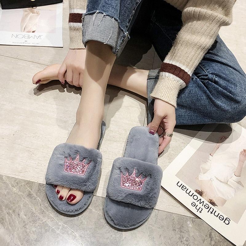 Warm Fluffy Slippers Women Faux Fur Slipper Indoor Floor Slides Flat Soft Furry House Shoes Heart Shape Flip Flops Faux Fur Memory Foam Cozy Flat Spa Slide Slippers Comfy Open Toe Design Stevvex