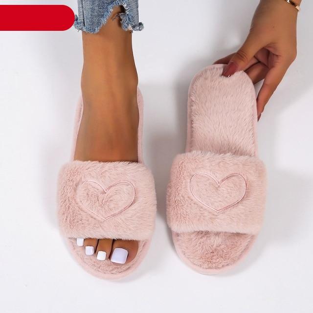 Warm Fluffy Slippers Women Faux Fur Slipper Indoor Floor Slides Flat Soft Furry House Shoes Heart Shape Flip Flops Faux Fur Memory Foam Cozy Flat Spa Slide Slippers Comfy Open Toe Design Stevvex
