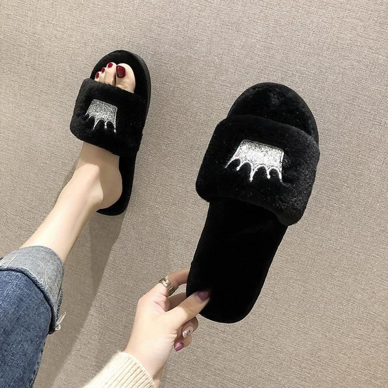 Warm Fluffy Slippers Women Faux Fur Slipper Indoor Floor Slides Flat Soft Furry House Shoes Heart Shape Flip Flops Faux Fur Memory Foam Cozy Flat Spa Slide Slippers Comfy Open Toe Design Stevvex