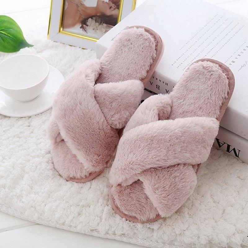 Warm Fluffy Slippers Women Faux Fur Slipper Indoor Floor Slides Flat Soft Furry House Warm Comfortable Fuzzy Furry Bedroom Slippers Indoor Cozy Memory Foam Anti-Slip Flip Flops Stevvex