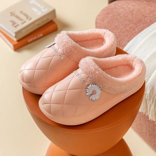 Waterproof Slippers Winter Women House Slippers Leather Warm Fur Slippers Unisex Home Slippers Indoor Floor Shoes Plush Fleece Lined House Shoes Anti-Skid Women Slippers Stevvex