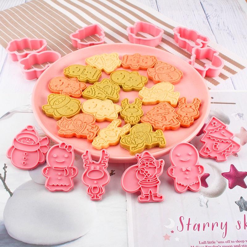 Winter Cartoon Biscuit Mould Christmas Cookie Cutters Christmas Molds ABS Plastic Baking Mould Cookie Tools Cake Decorating Tools Cartoon Cookie Christmas Tree Shaped Biscuit Molds Stevvex