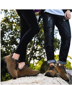 Winter Couple Outdoor Hiking Shoes Winter Warm Men's Shoe Lightweight Non-Slip Sneakers Low Top Walking Shoes For Outdoor Trailing Walking Climbing Running Shoes For Cold Weather Stevvex