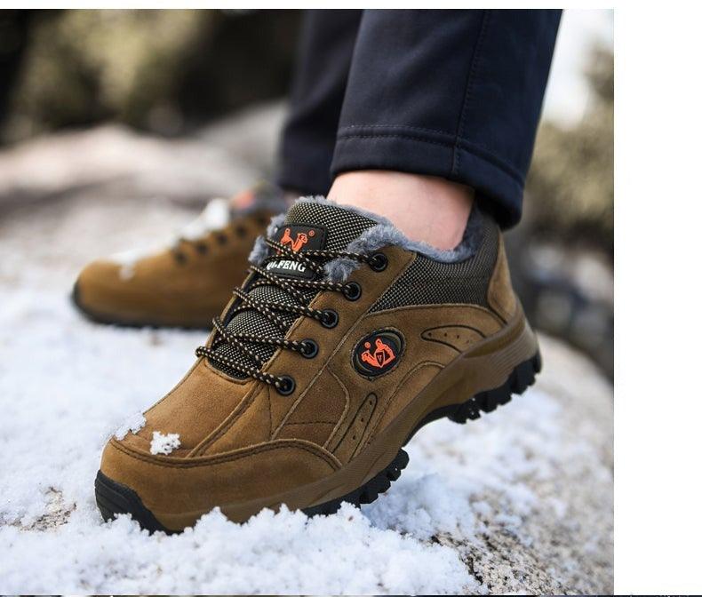 Winter Couple Outdoor Hiking Shoes Winter Warm Men's Shoe Lightweight Non-Slip Sneakers Low Top Walking Shoes For Outdoor Trailing Walking Climbing Running Shoes For Cold Weather Stevvex