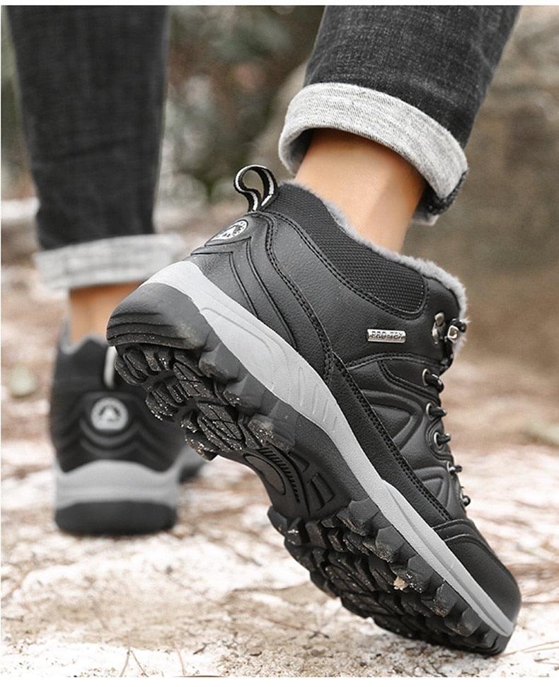 Winter Men's Boots Warm Snow Boots High Quality Leather Waterproof Outdoor Men Hiking Boots Waterproof Non-Slip Trail Fur Lined Ankle Boots Leather Winter Shoes Stevvex