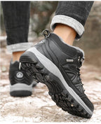 Winter Men's Boots Warm Snow Boots High Quality Leather Waterproof Outdoor Men Hiking Boots Waterproof Non-Slip Trail Fur Lined Ankle Boots Leather Winter Shoes Stevvex