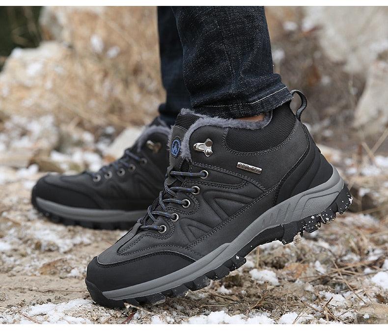 Winter Men's Boots Warm Snow Boots High Quality Leather Waterproof Outdoor Men Hiking Boots Waterproof Non-Slip Trail Fur Lined Ankle Boots Leather Winter Shoes Stevvex
