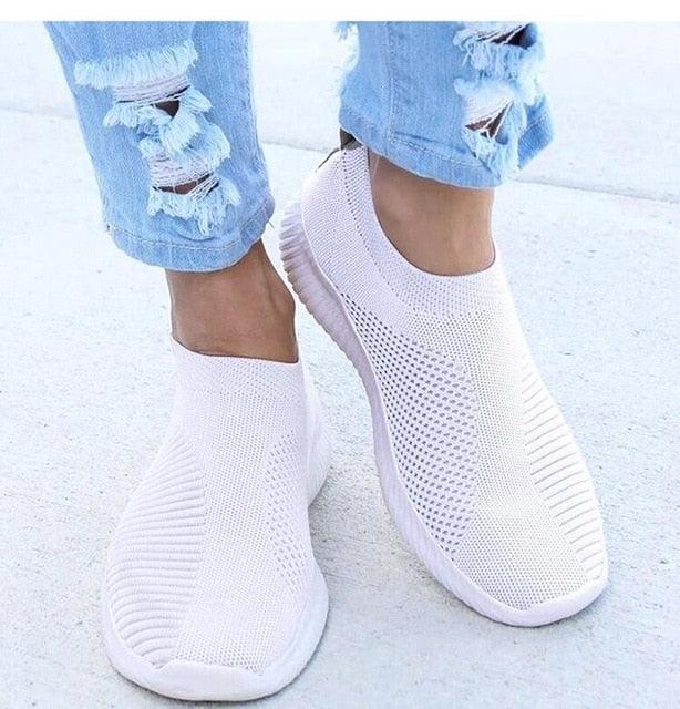 Woman Fashion New PU Leather Shoes Breathable Cute Heart Flats Casual White Sneakers Platform Tenis Comfortable Shoes Leather Womens Sneakers Stevvex