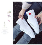 Woman Fashion New PU Leather Shoes Breathable Cute Heart Flats Casual White Sneakers Platform Tenis Comfortable Shoes Leather Womens Sneakers Stevvex