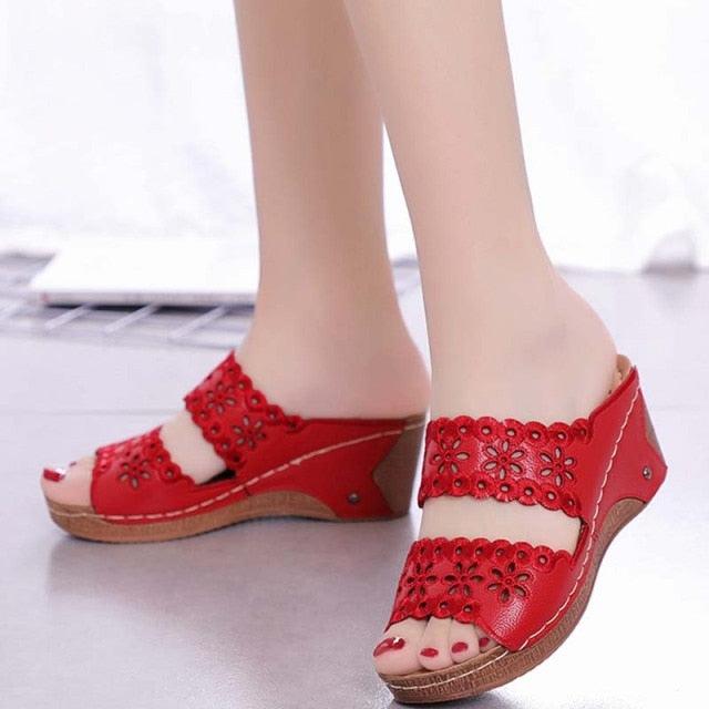 Woman Sandals For Beach Slip On Fashion Sandals Women Thick Bottom Footwear Flat Sandals Soft Leather Vintage Summer Casual Non-Slip Beach Platform Shoes Sandals Stevvex