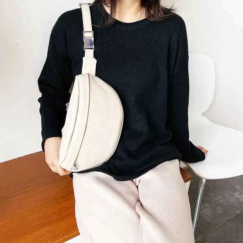 Women Black PU Leather Chest Luxurious Bags Fashionable Crossbody Waist Purse Unisex Fanny Bag Modern Traveling Bag Stevvex