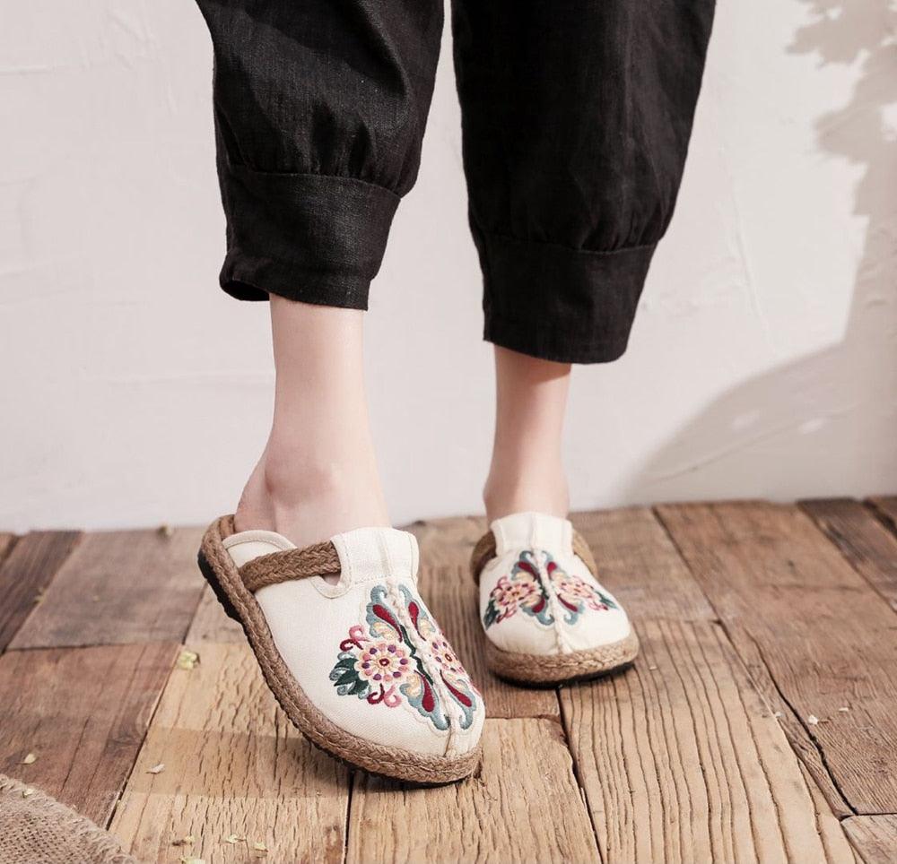 Women Casual Linen Handmade Mules Flat Slippers Retro Vegan Summer Canvas Comfortable Espadrille New Women Shoes Slides Flat Summer Style Handmade Retro Slippers Stevvex