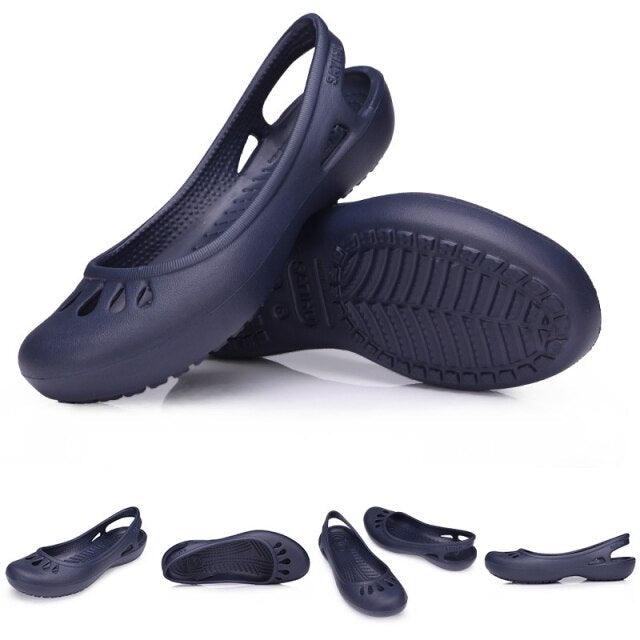 Women Clogs Modern Sandals Home Non-slip Summer Shoes Flat Slippers Plastic Waterproof Garden Shoes Classic Clog Casual Slip On Water Shoe Sandal Indoor Outdoor Slipper Stevvex