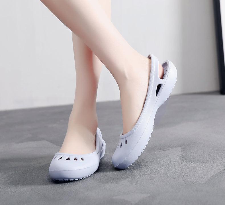 Women Clogs Modern Sandals Home Non-slip Summer Shoes Flat Slippers Plastic Waterproof Garden Shoes Classic Clog Casual Slip On Water Shoe Sandal Indoor Outdoor Slipper Stevvex
