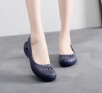 Women Clogs Modern Sandals Home Non-slip Summer Shoes Flat Slippers Plastic Waterproof Garden Shoes Classic Clog Casual Slip On Water Shoe Sandal Indoor Outdoor Slipper Stevvex