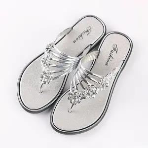 Women Fashion Silver High Quality Anti Skid Beach Sandals Lady Casual Golden Crystal Summer Home Sandals Women's T-Strap Thong Crystal Rhinestone Glitter Stretch Flat Sandal Stevvex