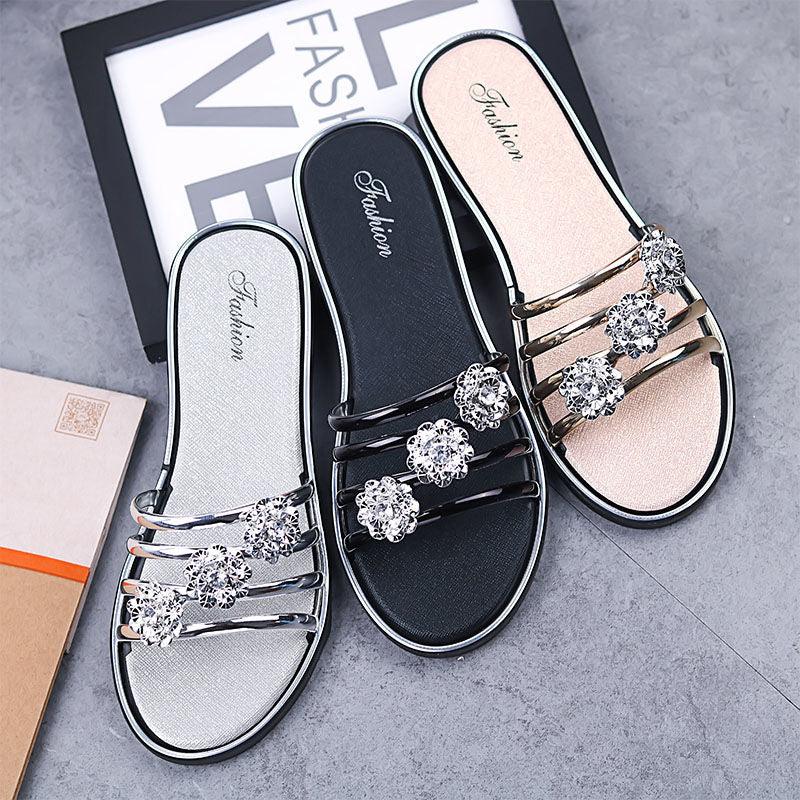 Women Fashion Silver High Quality Anti Skid Beach Sandals Lady Casual Golden Crystal Summer Home Sandals Women's T-Strap Thong Crystal Rhinestone Glitter Stretch Flat Sandal Stevvex
