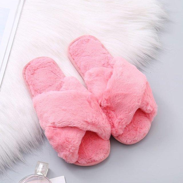 Women Fashion Warm Fluffy Slippers Cozy Faux Fur Cross Indoor Floor Slides Flat Soft Furry Flip Flops Cross Band Soft Plush Cozy House Shoes Furry Open Toe Indoor Outdoor Slip On Warm Breathable Anti-Skid Sole Stevvex