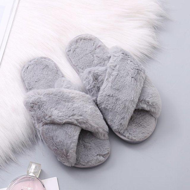 Women Fashion Warm Fluffy Slippers Cozy Faux Fur Cross Indoor Floor Slides Flat Soft Furry Flip Flops Cross Band Soft Plush Cozy House Shoes Furry Open Toe Indoor Outdoor Slip On Warm Breathable Anti-Skid Sole Stevvex