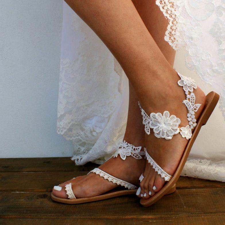 Women Flat Shoes Summer Bohemian Sandal Lace Straps Floral Style Sandal White Beach Shoes Clip Toe Casual Lace Floral Beach Flip Flop Comfy Shoes Summer Elegant Toe Ring Sandals Stevvex
