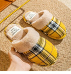 Women Fur Slippers Winter Warm Shoes Suede Plush House Indoor Outdoor Men Couples Cotton Cozy Comfy Faux Fur Slip-On Women House Shoes Memory Foam Suede Fluffy Comfort Plush Anti-Slip Slippers Stevvex