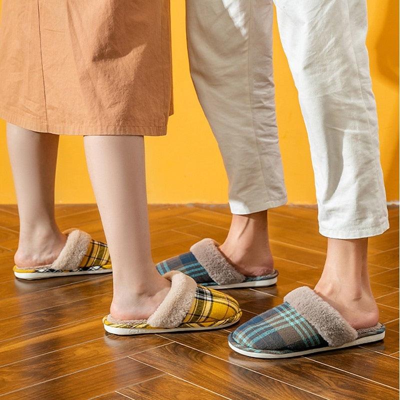 Women Fur Slippers Winter Warm Shoes Suede Plush House Indoor Outdoor Men Couples Cotton Cozy Comfy Faux Fur Slip-On Women House Shoes Memory Foam Suede Fluffy Comfort Plush Anti-Slip Slippers Stevvex