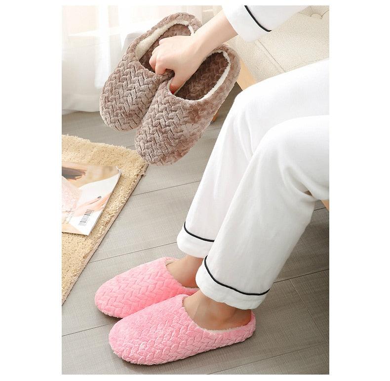 Women Indoor Slippers Warm Plush Home Slipper Autumn Winter Woman House Flat Floor Soft Slipper Silent Slides Plush Fleece Insole Fluffy Slippers For Indoor Home Bedroom Stevvex