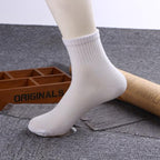 Women Korea Funny Socks Long Socks Black Cool Socks Harajuku GD Hip Hop Cotton Skateboard Socks Men New Trend Daisy Socks Men Stevvex