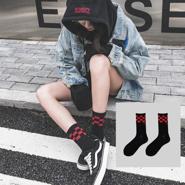 Women Korea Funny Socks Long Socks Black Cool Socks Harajuku GD Hip Hop Cotton Skateboard Socks Men New Trend Daisy Socks Men Stevvex