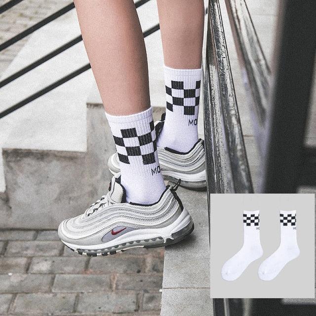 Women Korea Funny Socks Long Socks Black Cool Socks Harajuku GD Hip Hop Cotton Skateboard Socks Men New Trend Daisy Socks Men Stevvex