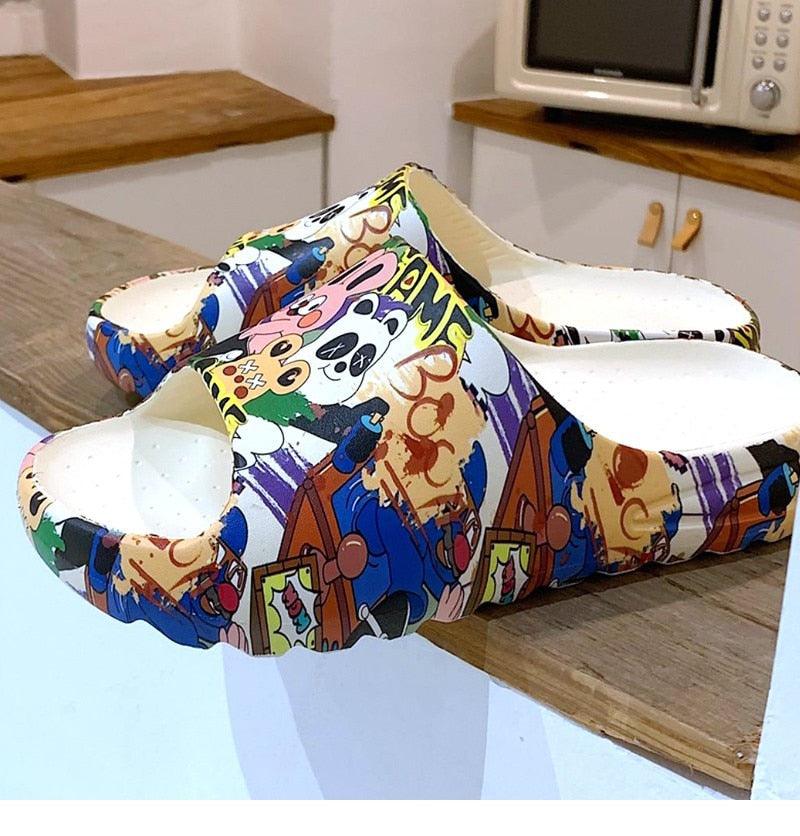 Women Men Summer Slippers Beach Slides Sandals Cartoon Flip Flops Thick Soled Boys Girls Couples Bathroom Shoes Non-Slip Quick Drying Soft Massage Slides Comfortable Lightweight Open Toe Pool Spa Sandals Stevvex