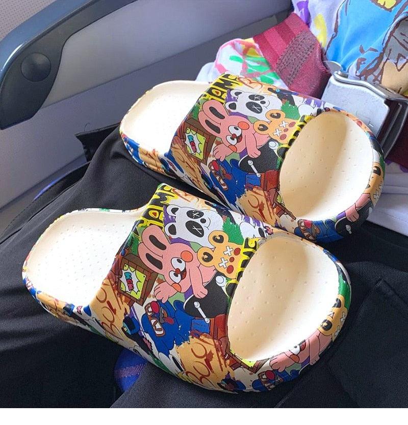 Women Men Summer Slippers Beach Slides Sandals Cartoon Flip Flops Thick Soled Boys Girls Couples Bathroom Shoes Non-Slip Quick Drying Soft Massage Slides Comfortable Lightweight Open Toe Pool Spa Sandals Stevvex