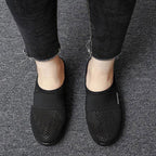 Women Mesh Lightweight Shoes Modern Clogs Female Air Cushion Sandals Thick Bottom Sneakers Air Cushion Slip-On Walking Shoes Breathable Casual Outdoor Walk Sneakers With Arch Support Stevvex