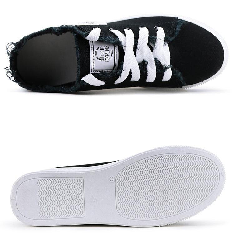 Women's Canvas Breathable Classic Summer Sneakers Lace-Up Shoes Casual Outdoor Men Sneakers Womens Canvas Sneakers Low Top Tennis White Shoes Stevvex