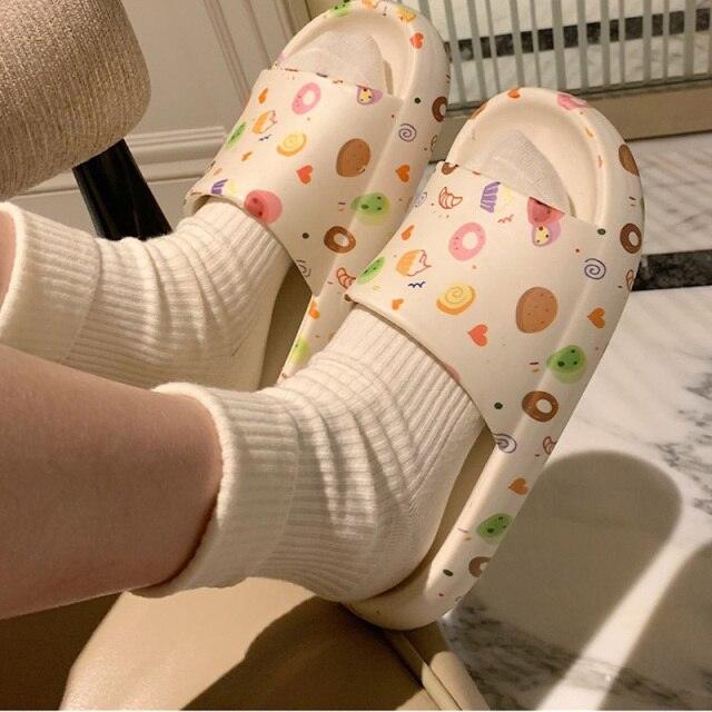 Women's Summer Flip Flops Slippers Soft Slides Cherry Home Bathroom Non Slip Casual Beach Quick Drying Slide Sandal With Thick Sole Non-Slip Soft Shower Open Toe Slippers Stevvex