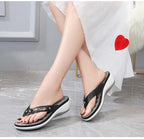 Women's Summer New Fashion Metal Button Slides Beach Shoes Modern Sandals Women Outside Platform Comfort Thong Style Flip Flops Sandals With Arch Support Thick Sole Outdoor Flip Flops Stevvex