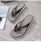 Women's Summer New Fashion Metal Button Slides Beach Shoes Modern Sandals Women Outside Platform Comfort Thong Style Flip Flops Sandals With Arch Support Thick Sole Outdoor Flip Flops Stevvex