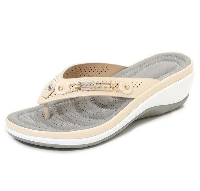 Women's Summer New Fashion Metal Button Slides Beach Shoes Modern Sandals Women Outside Platform Comfort Thong Style Flip Flops Sandals With Arch Support Thick Sole Outdoor Flip Flops Stevvex