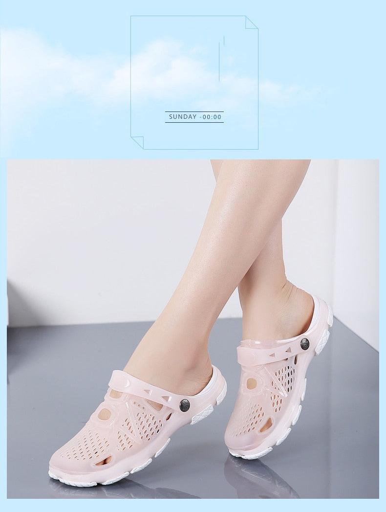 Women Sandals Summer Slippers New Women Outdoor Beach Casual Shoes Water Clogs Shoes Comfortable Slip-on Summer Beach Sandals For Women Stevvex