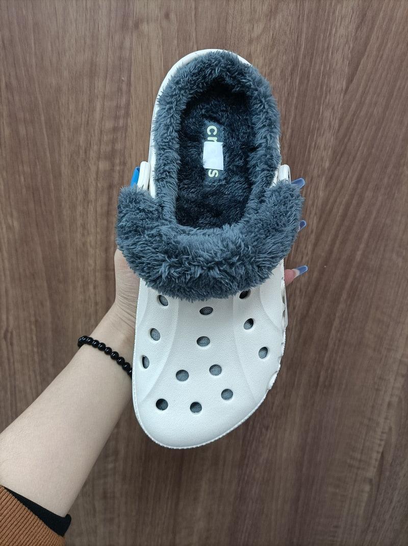 Women Sandals Winter Hole Slippers Outside Shoes For Women Slippers For Home Men's and Women's Classic Lined Clog Warm And Fuzzy Slippers Fur Lined Clogs Winter Garden Shoes Warm House Slippers Stevvex