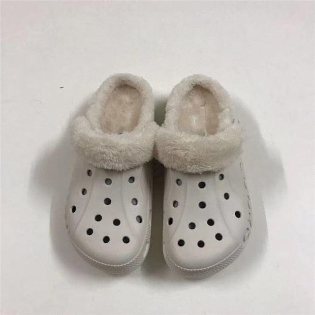 Women Sandals Winter Hole Slippers Outside Shoes For Women Slippers For Home Men's and Women's Classic Lined Clog Warm And Fuzzy Slippers Fur Lined Clogs Winter Garden Shoes Warm House Slippers Stevvex