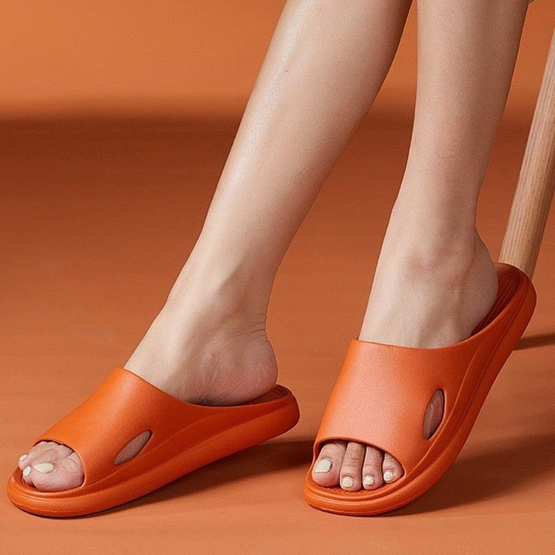 Women Summer Slippers Beach Slide Sandals Flip Flops Non-slip Soft Sole Men Couple Casual Shoes Non-Slip Quick Drying Slipper For Women Men Thick Sole Indoor Home Spa Open Toe Sandals Stevvex