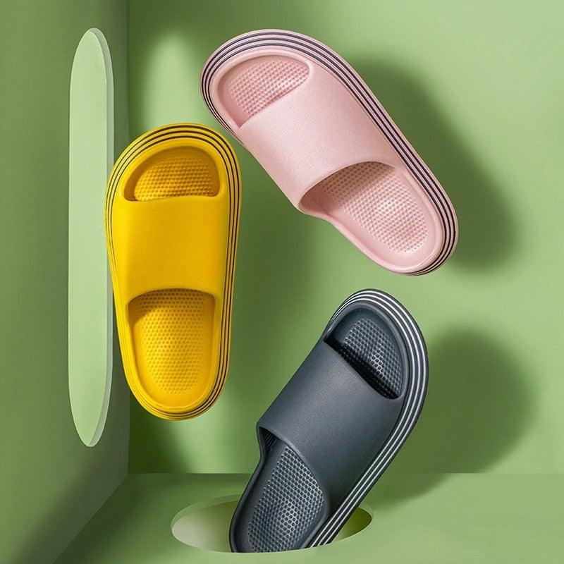 Women Summer Slippers Beach Slide Sandals Flip Flops Non-slip Soft Sole Men Couple Casual Shoes Non-Slip Quick Drying Slipper For Women Men Thick Sole Indoor Home Spa Open Toe Sandals Stevvex